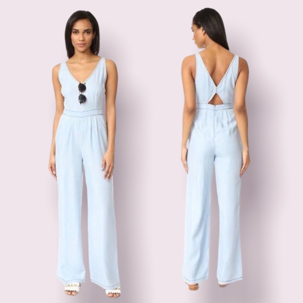 Cupcakes And Cashmere Chambray Jumpsuit Sleeveless Keyhole Back Blue Size 0